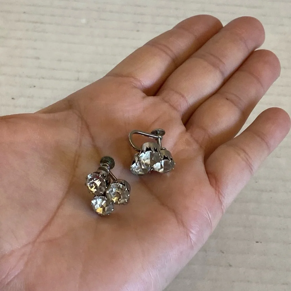 Vintage Clear Crystal Rhinestone Earrings Screw Back Silver Tone Made In Austria